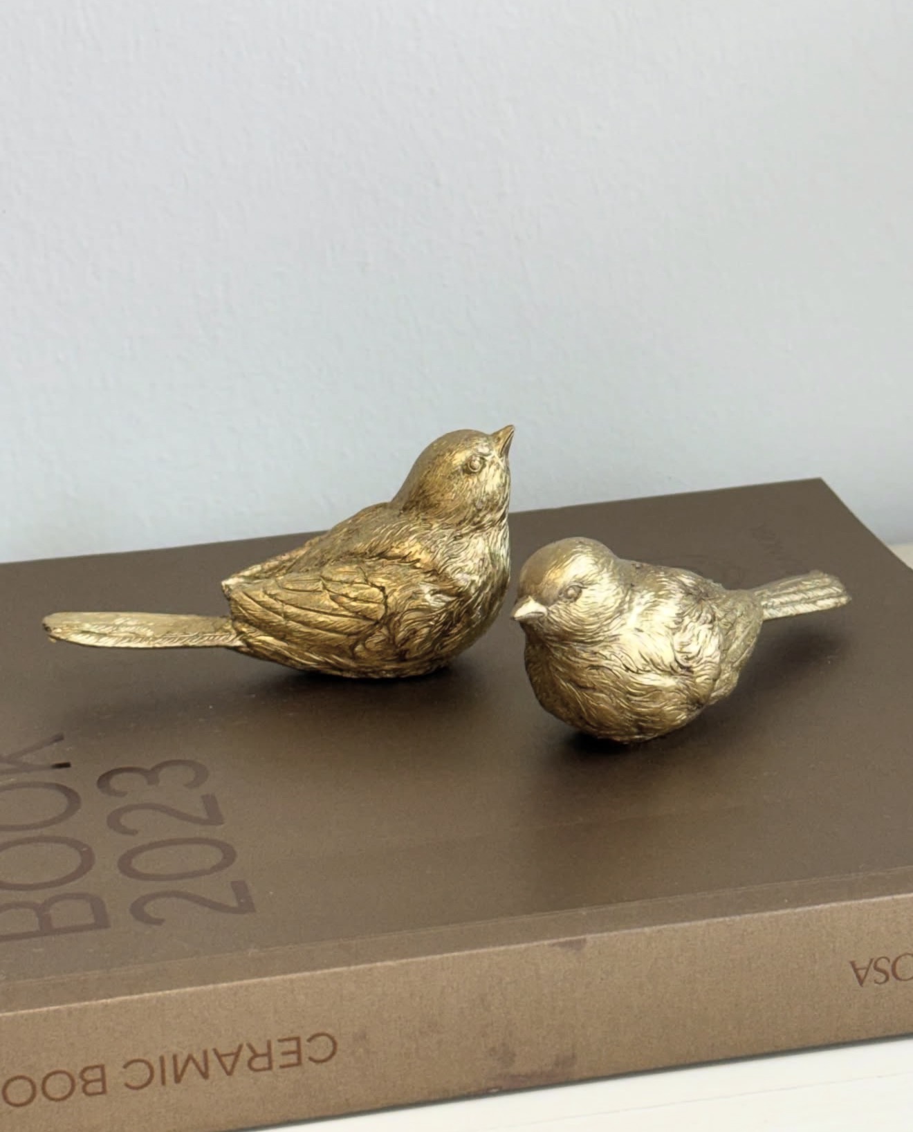 Figuras decorativas pájaros dorados